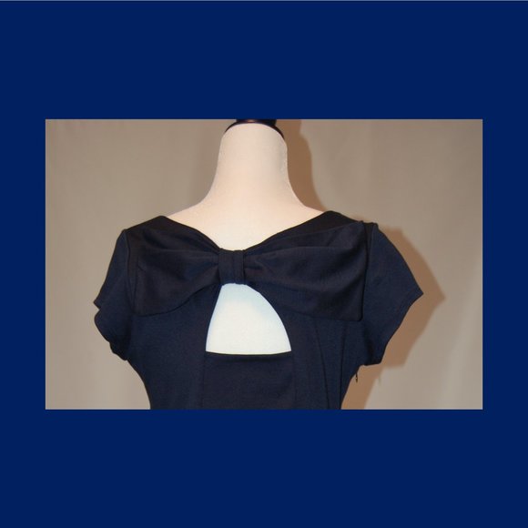 Fleet Collection Navy Fit & Flare, Size Medium - Picture 2 of 4